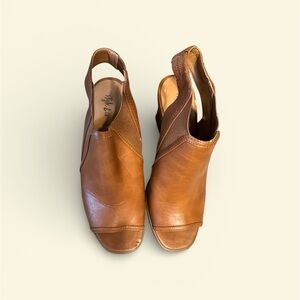 Style & Co. Brown Heeled Sandals size 7.5